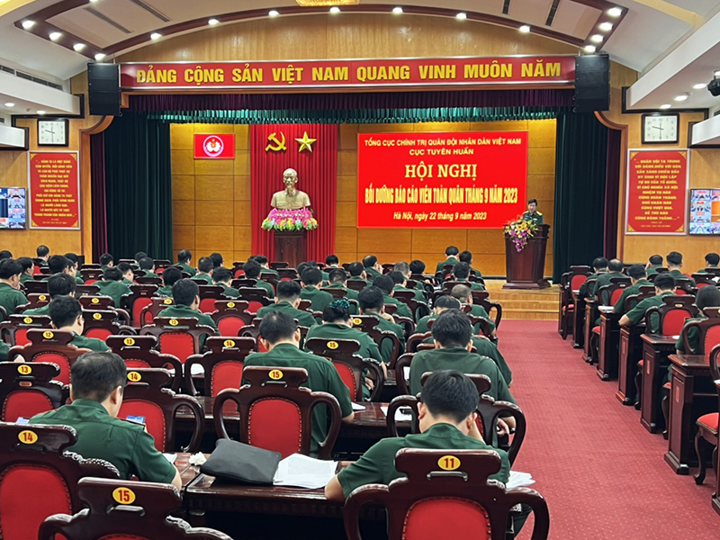 Đẩy mạnh tuyên truyền 60 năm truyền thống Quân chủng Phòng không - Không quân tại các cơ quan, đơn vị trong toàn quân