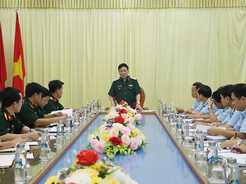 Tổng cục Kỹ thuật kiểm tra công tác nghiên cứu, sản xuất vật tư kỹ thuật  tại Nhà máy A31