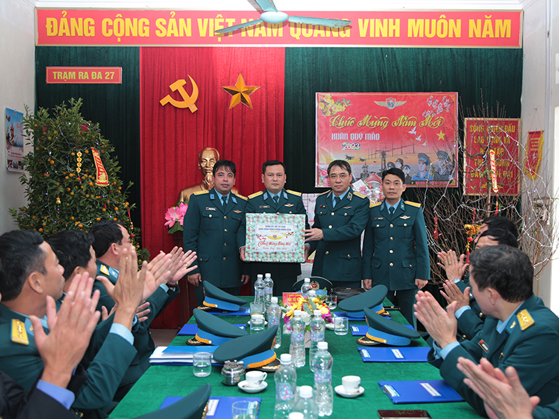 Bộ Quốc phòng kiểm tra sẵn sàng chiến đấu Sư đoàn 363