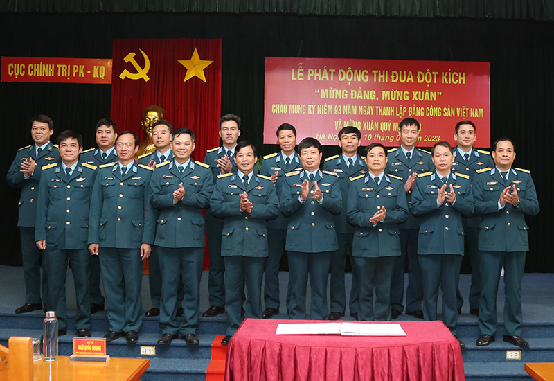 Cục Chính trị Quân chủng Phòng không - Không quân phát động đợt thi đua đột kích “Mừng Đảng, mừng Xuân”