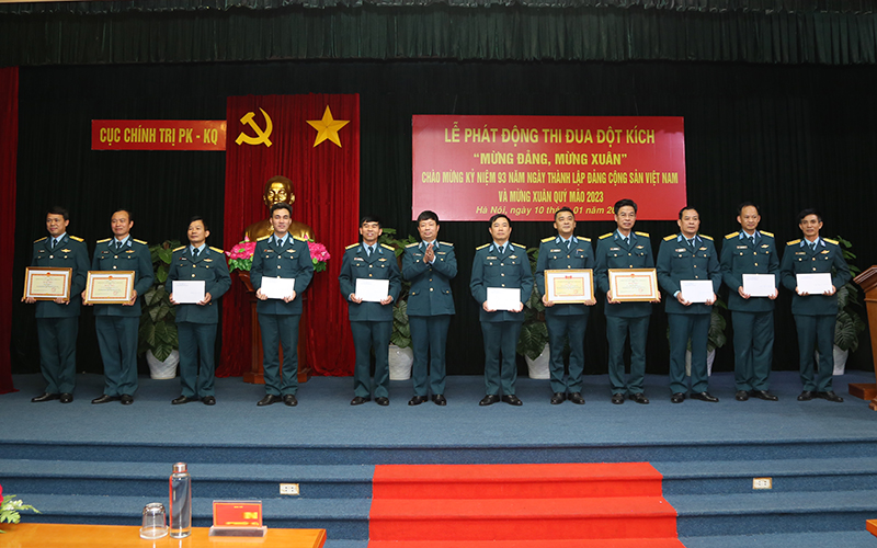 Cục Chính trị Quân chủng Phòng không - Không quân phát động đợt thi đua đột kích “Mừng Đảng, mừng Xuân”