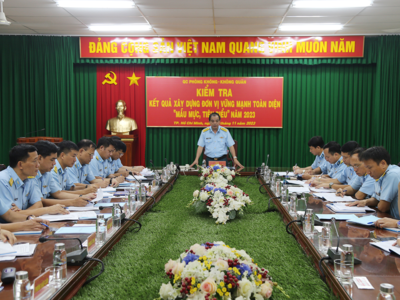 Quân chủng Phòng không-Không quân kiểm tra Sư đoàn 367 và Sư đoàn 370