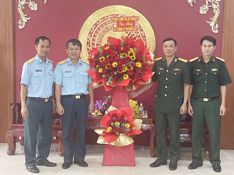 Sư đoàn 377 chúc mừng các nhà trường nhân dịp kỷ niệm Ngày Nhà giáo Việt Nam 20-11