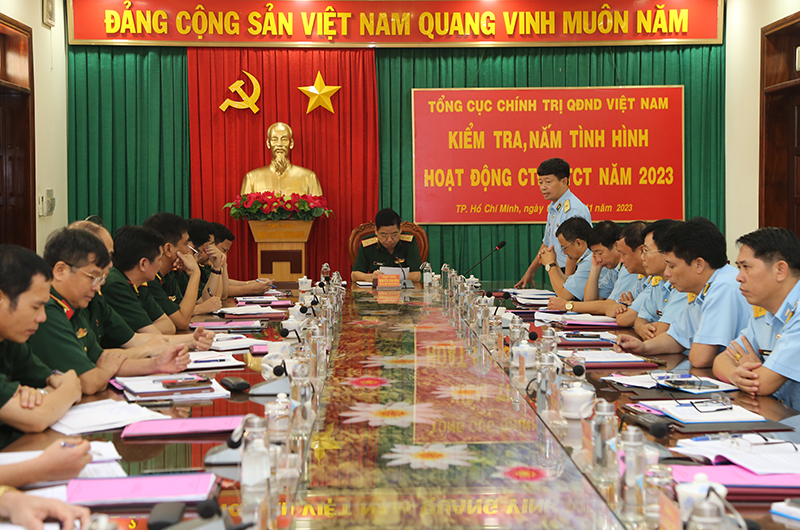 Tổng cục Chính trị kiểm tra, nắm tình hình hoạt động công tác đảng, công tác chính trị năm 2023 tại Sư đoàn 367