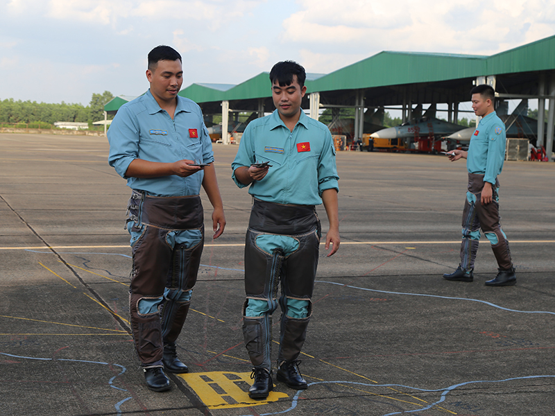 Bài 1: Đào tạo chuyển loại từ phi công L-39 lên Su-30MK2