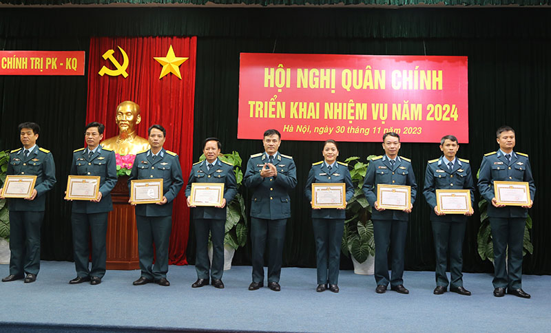 Cục Chính trị Quân chủng Phòng không - Không quân tổ chức Hội nghị quân chính triển khai nhiệm vụ năm 2024