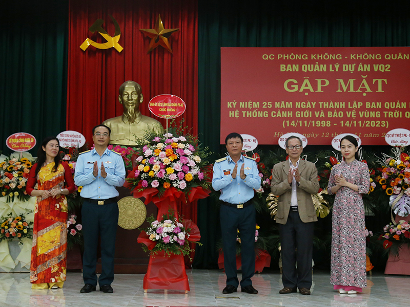Gặp mặt kỷ niệm 25 năm Ngày thành lập Ban Quản lý Dự án Hệ thống cảnh giới và bảo vệ vùng trời Quốc gia