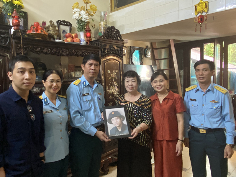 Những bức ảnh nặng nghĩa tri ân