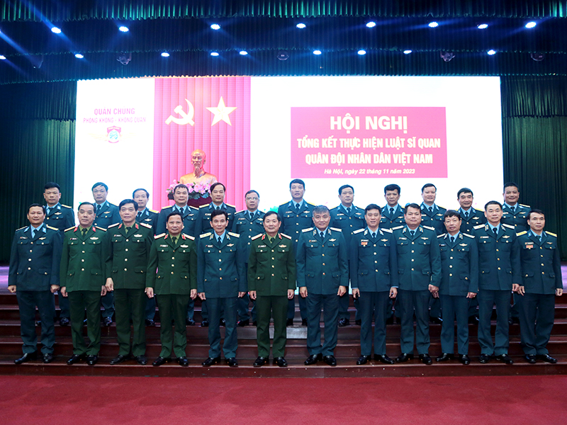 Quân chủng Phòng không - Không quân tổng kết thực hiện Luật Sĩ quan Quân đội nhân dân Việt Nam