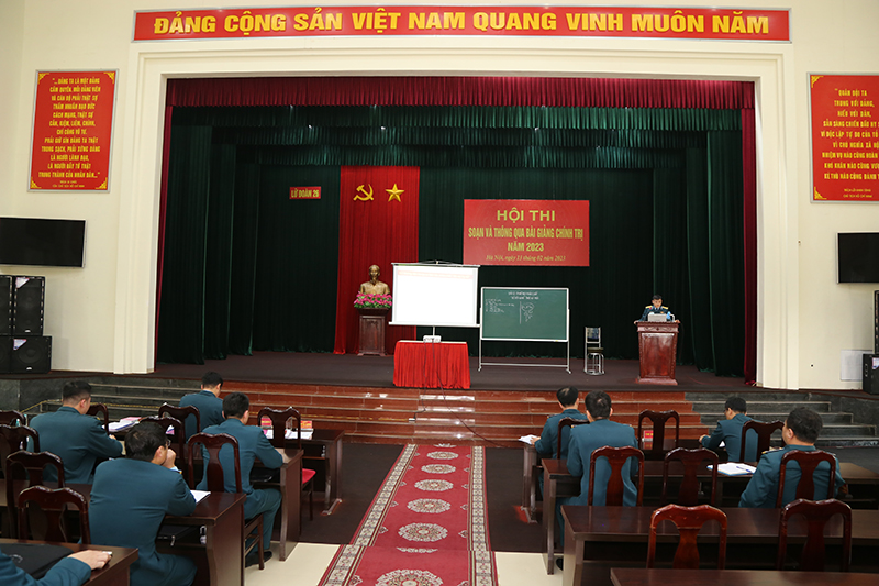 Lữ đoàn Thông tin 26 tổ chức Hội thi làm công tác chuẩn bị ra quân huấn luyện năm 2023