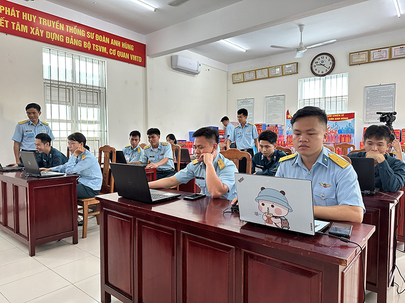 Sư đoàn 377 tổ chức Hội thi công tác chuẩn bị huấn luyện năm 2023