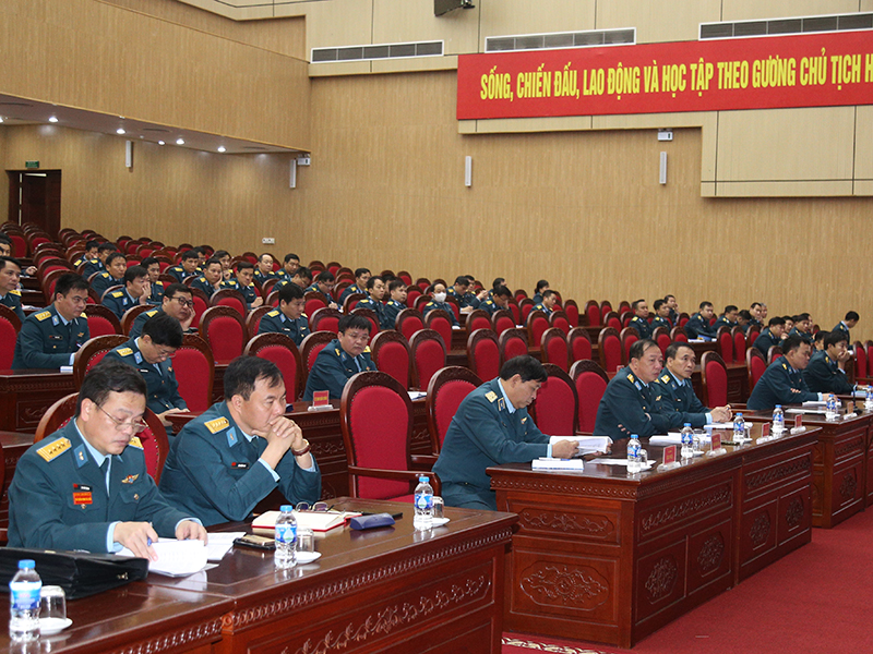 Quân chủng Phòng không - Không quân tập huấn đầu năm 2023