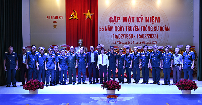 Sư đoàn 375 tổ chức gặp mặt kỷ niệm 55 năm Ngày truyền thống