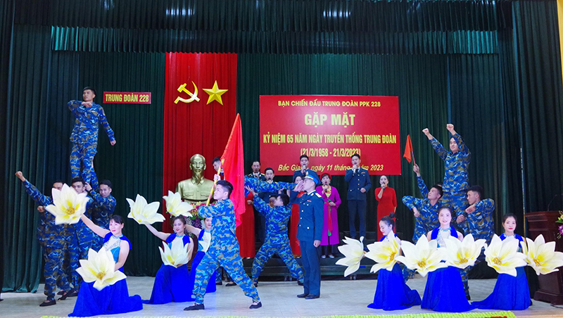 Gặp mặt bạn chiến đấu Trung đoàn 228
