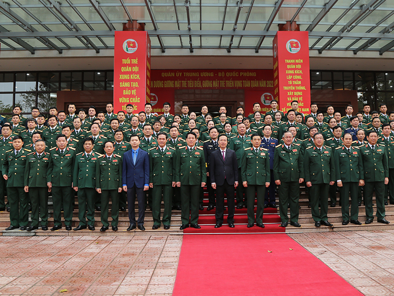 Tuyên dương gương mặt trẻ tiêu biểu, gương mặt triển vọng toàn quân năm 2022