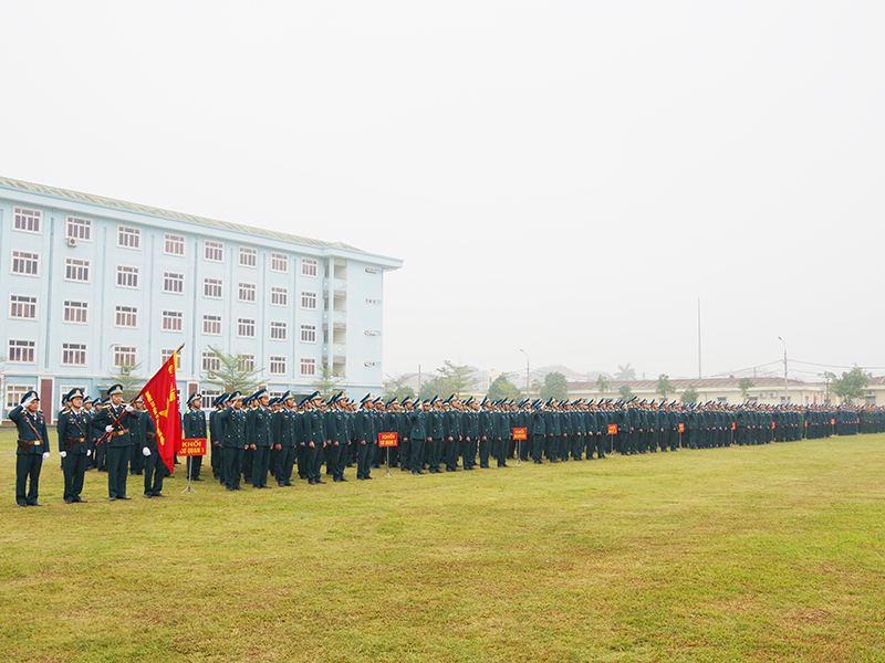 Các đơn vị trong Quân chủng Phòng không - Không quân ra quân huấn luyện năm 2023