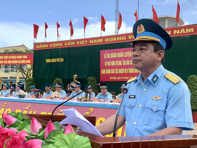 Các đơn vị trong Quân chủng Phòng không - Không quân ra quân huấn luyện năm 2023
