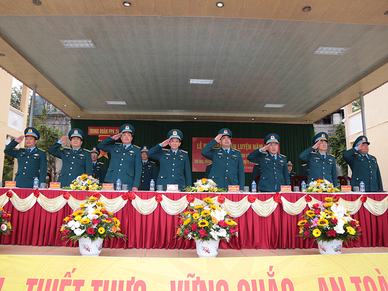 Các đơn vị trong Quân chủng Phòng không - Không quân ra quân huấn luyện năm 2023
