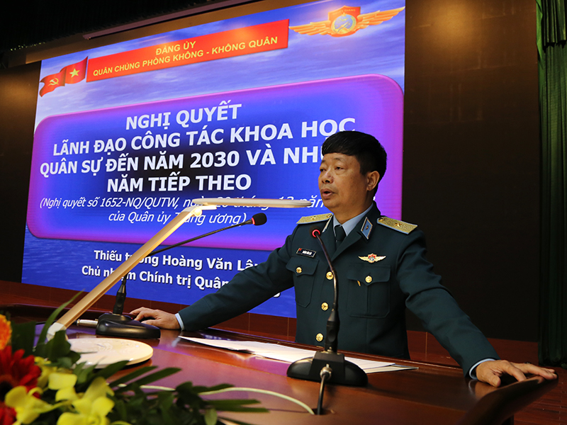 Quân chủng Phòng không - Không quân tổ chức học tập, quán triệt và triển khai thực hiện các nghị quyết của Quân ủy Trung ương