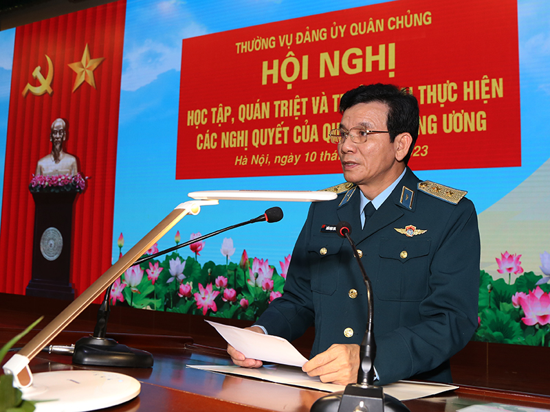 Quân chủng Phòng không - Không quân tổ chức học tập, quán triệt và triển khai thực hiện các nghị quyết của Quân ủy Trung ương