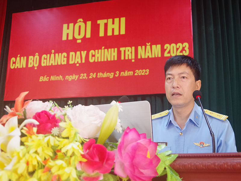 Trung đoàn 284 tổ chức Hội thi Cán bộ giảng dạy chính trị năm 2023