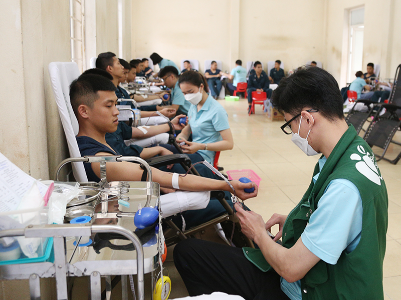 Nhiều hoạt động thiết thực trong Tháng Thanh niên ở Sư đoàn 365