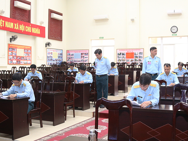 Lữ đoàn Thông tin 26 khai mạc Hội thi Cán bộ giảng dạy chính trị năm 2023