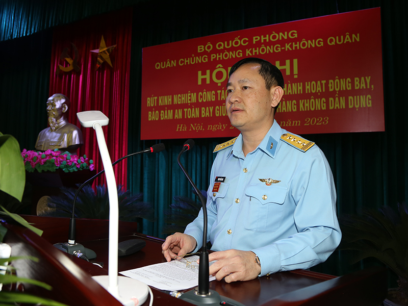 Quân chủng Phòng không-Không quân tổ chức Hội nghị rút kinh nghiệm công tác quản lý điều hành hoạt động bay, bảo đảm an toàn bay giữa quân sự và hàng không dân dụng