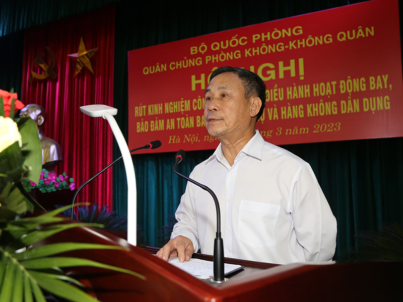 Quân chủng Phòng không-Không quân tổ chức Hội nghị rút kinh nghiệm công tác quản lý điều hành hoạt động bay, bảo đảm an toàn bay giữa quân sự và hàng không dân dụng