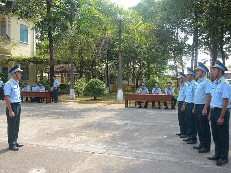 Quân chủng Phòng không - Không quân kiểm tra quy định chế độ sẵn sàng chiến đấu, kết quả tháng đầu huấn luyện và triển khai hoạt động công tác đảng, công tác chính trị năm 2023 các đơn vị