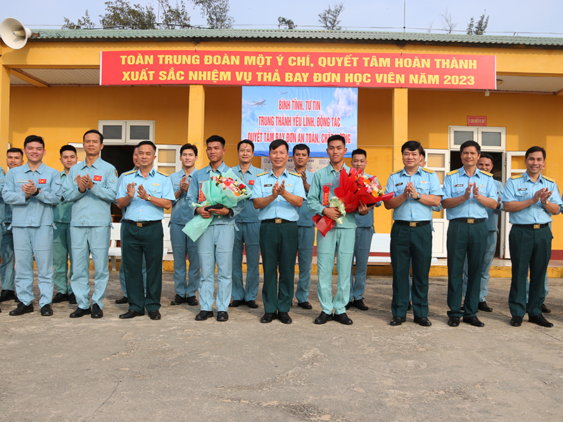 Vững vàng sau những chuyến bay đơn