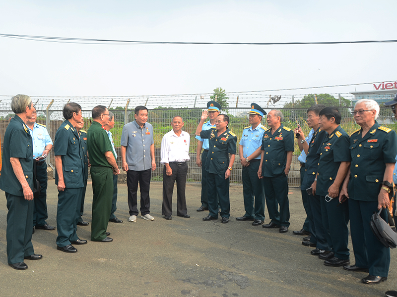 Đoàn Cựu chiến binh, Anh hùng LLVTND Phi đội Quyết thắng tổ chức cuộc hành trình “Thăm lại chiến trường xưa và tiếp lửa truyền thống”