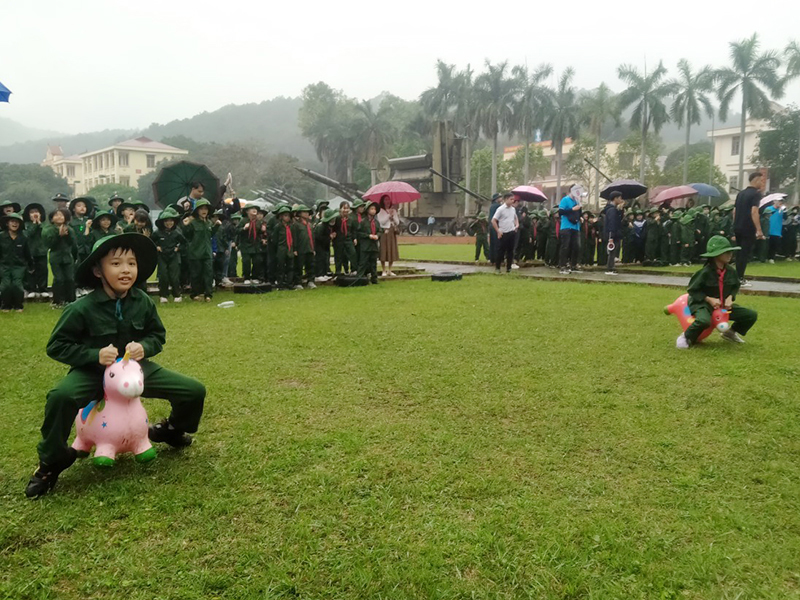 Trường Tiểu học Đại Bản 1 tham quan, trải nghiệm thực tế tại Sư đoàn 363