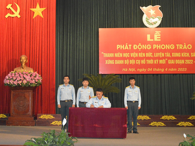 Tháng Thanh niên ở Học viện Phòng không - Không quân