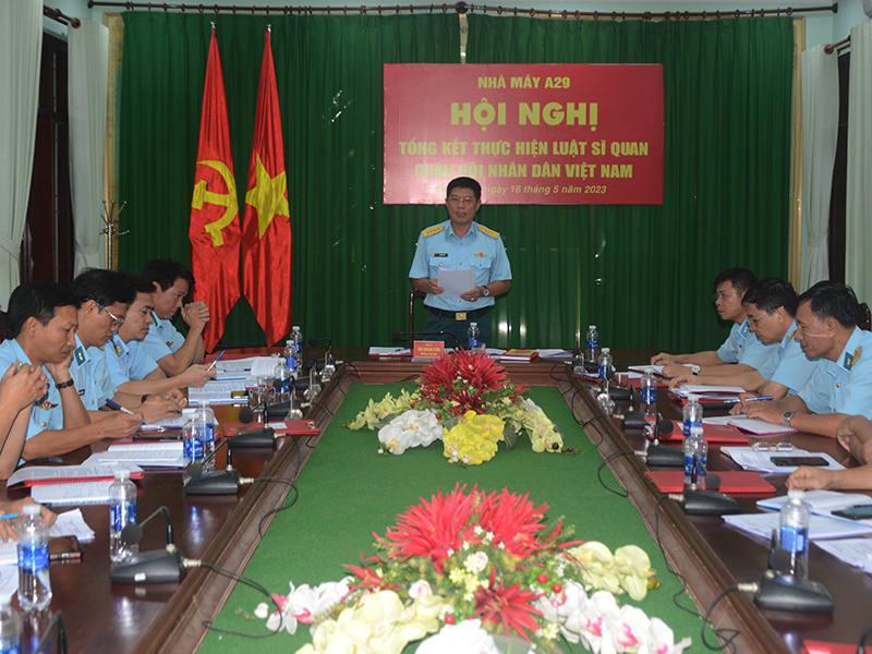 Các nhà máy của Phòng không - Không quân khu vực phía Nam tổng kết thực hiện Luật Sĩ quan Quân đội nhân Việt Nam