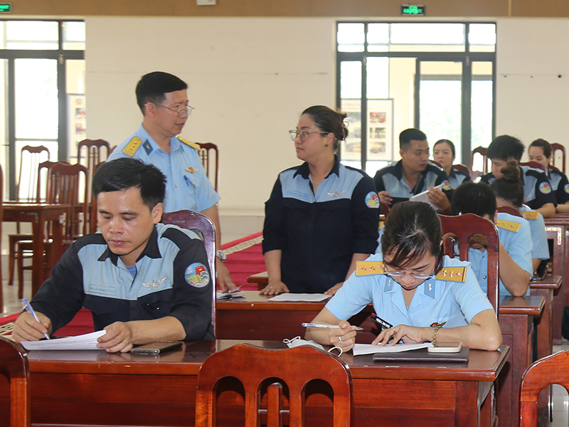 Quân chủng Phòng không - Không quân kiểm tra thực hiện Quy chế Dân chủ cơ sở; Vì sự tiến bộ của Phụ nữ; Dân số, Gia đình và Trẻ em các đơn vị phía Bắc