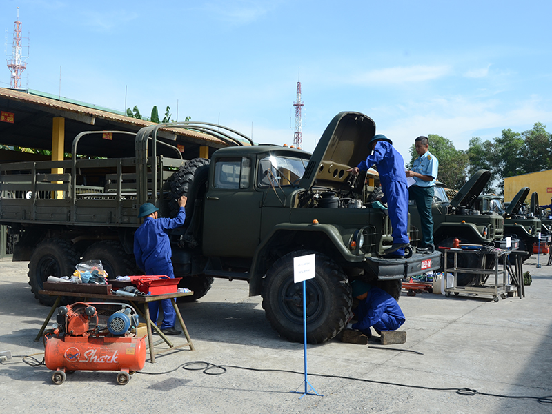 Sư đoàn 367 phát huy vai trò đội ngũ lái xe, thợ xe trong bảo đảm kỹ thuật