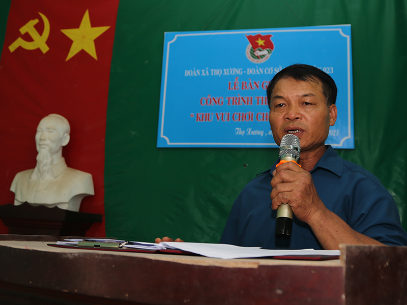 Trung đoàn 923 lắp đặt và bàn giao khu vui chơi tặng thôn Hữu Lễ 1, xã Thọ Xương, huyện Thọ Xuân, tỉnh Thanh Hóa
