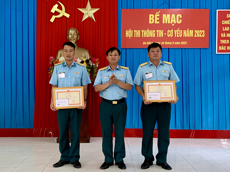 Sư đoàn 375 tổ chức Hội thi Thông tin - Cơ yếu năm 2023
