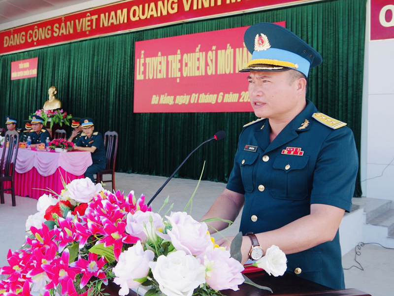 Các đơn vị trong Quân chủng Phòng không - Không quân tuyên thệ chiến sĩ mới năm 2023