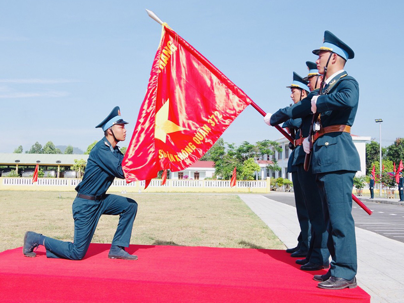 Các đơn vị trong Quân chủng Phòng không - Không quân tuyên thệ chiến sĩ mới năm 2023
