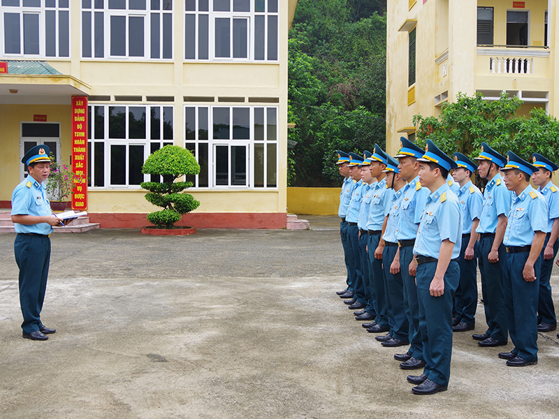 Quân chủng Phòng không - Không quân kiểm tra Sư đoàn 363