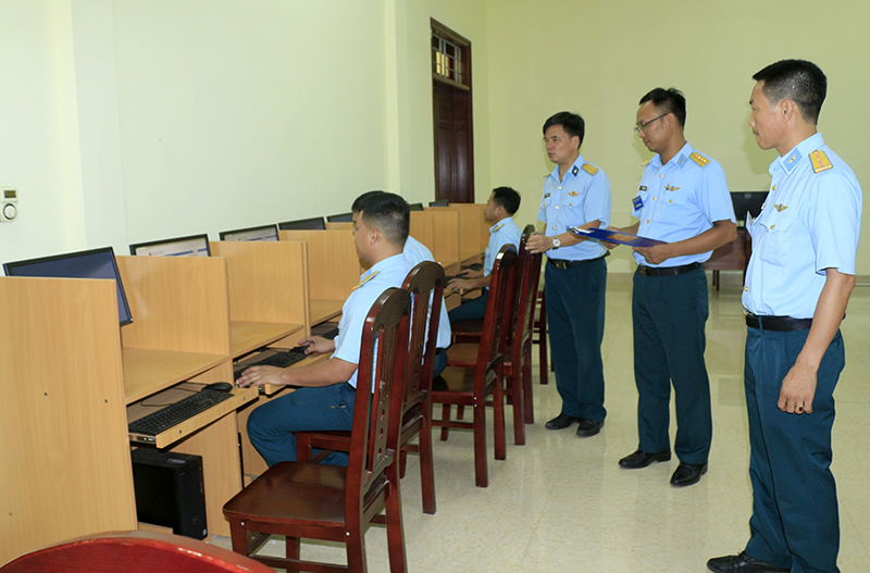 Quân chủng Phòng không - Không quân tổ chức Hội thi xe tốt, lái xe giỏi cấp Quân chủng (nội dung thi lái xe giỏi) năm 2023