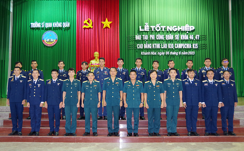Trường Sĩ quan Không quân tổ chức Lễ tốt nghiệp cho học viên phi công quân sự các khóa 46, 47 và học viên quốc tế
