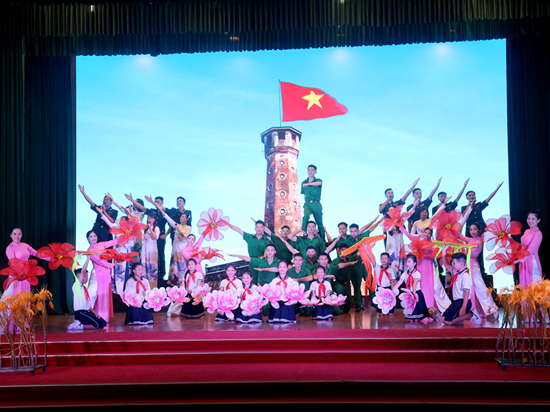 Sư đoàn 361 khai mạc Liên hoan Nghệ thuật quần chúng năm 2023