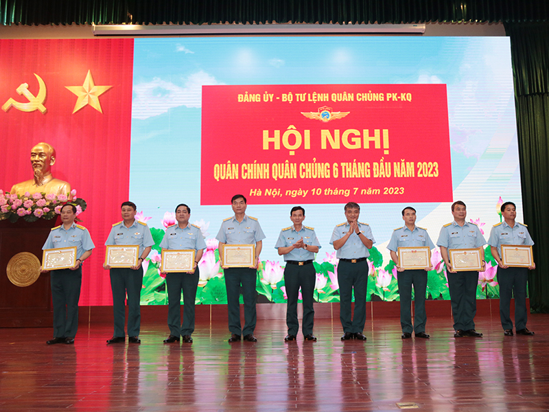 Quân chủng Phòng không - Không quân tổ chức Hội nghị Quân chính 6 tháng đầu năm 2023