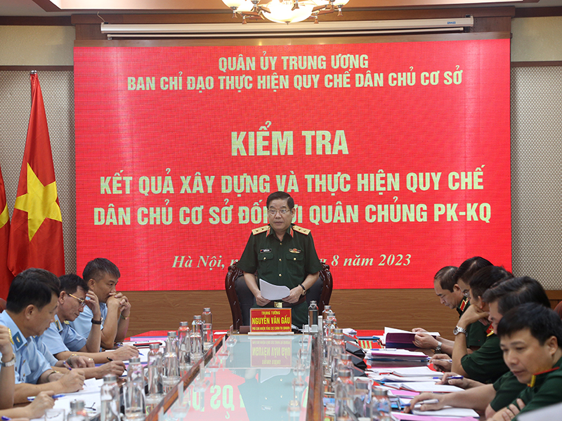 Quân ủy Trung ương kiểm tra thực hiện Quy chế dân chủ cơ sở tại Quân chủng PK-KQ