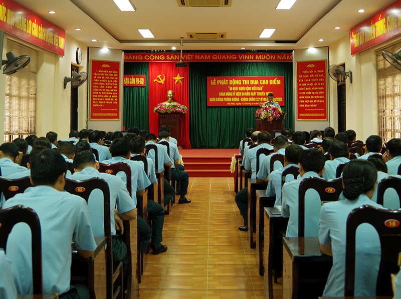Các cơ quan, đơn vị trong Quân chủng PK-KQ phát động thi đua cao điểm chào mừng kỷ niệm 60 năm Ngày truyền thống Quân chủng PK-KQ (22-10-1963/22-10-2023)