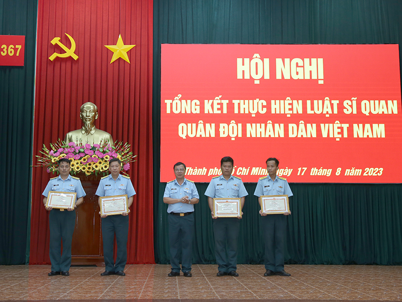 Sư đoàn 367 tổng kết thực hiện Luật Sĩ quan Quân đội nhân dân Việt Nam