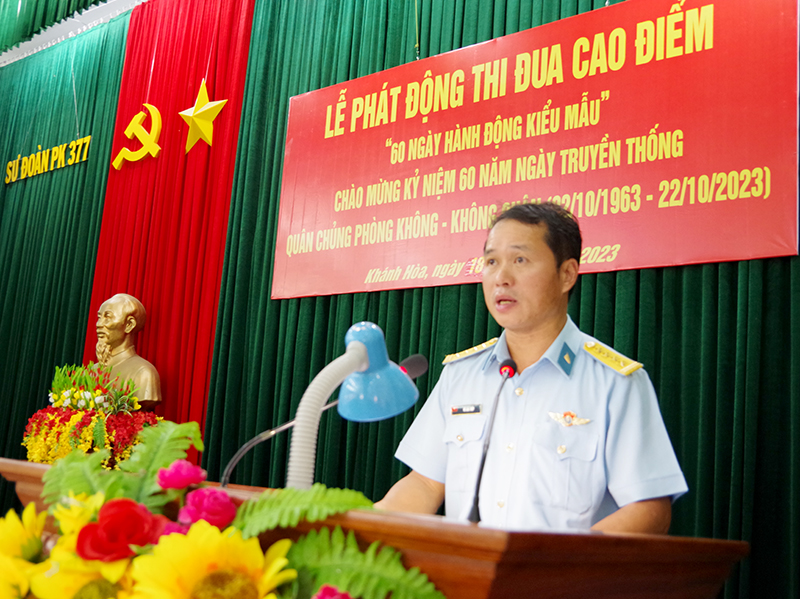 Các cơ quan, đơn vị trong Quân chủng PK-KQ phát động thi đua cao điểm chào mừng kỷ niệm 60 năm Ngày truyền thống Quân chủng PK-KQ